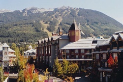 pet friendly hotel in whistler, hotel whistler dogs allowed