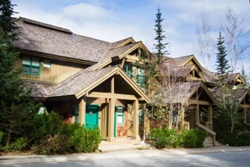 pet friendly vacation rental in whistler canada, vacation rentals with dogs allowed in whistler canada