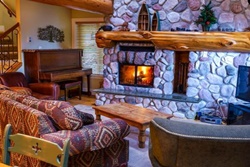 pet friendly vacation rental in whistler canada, vacation rentals with dogs allowed in whistler canada